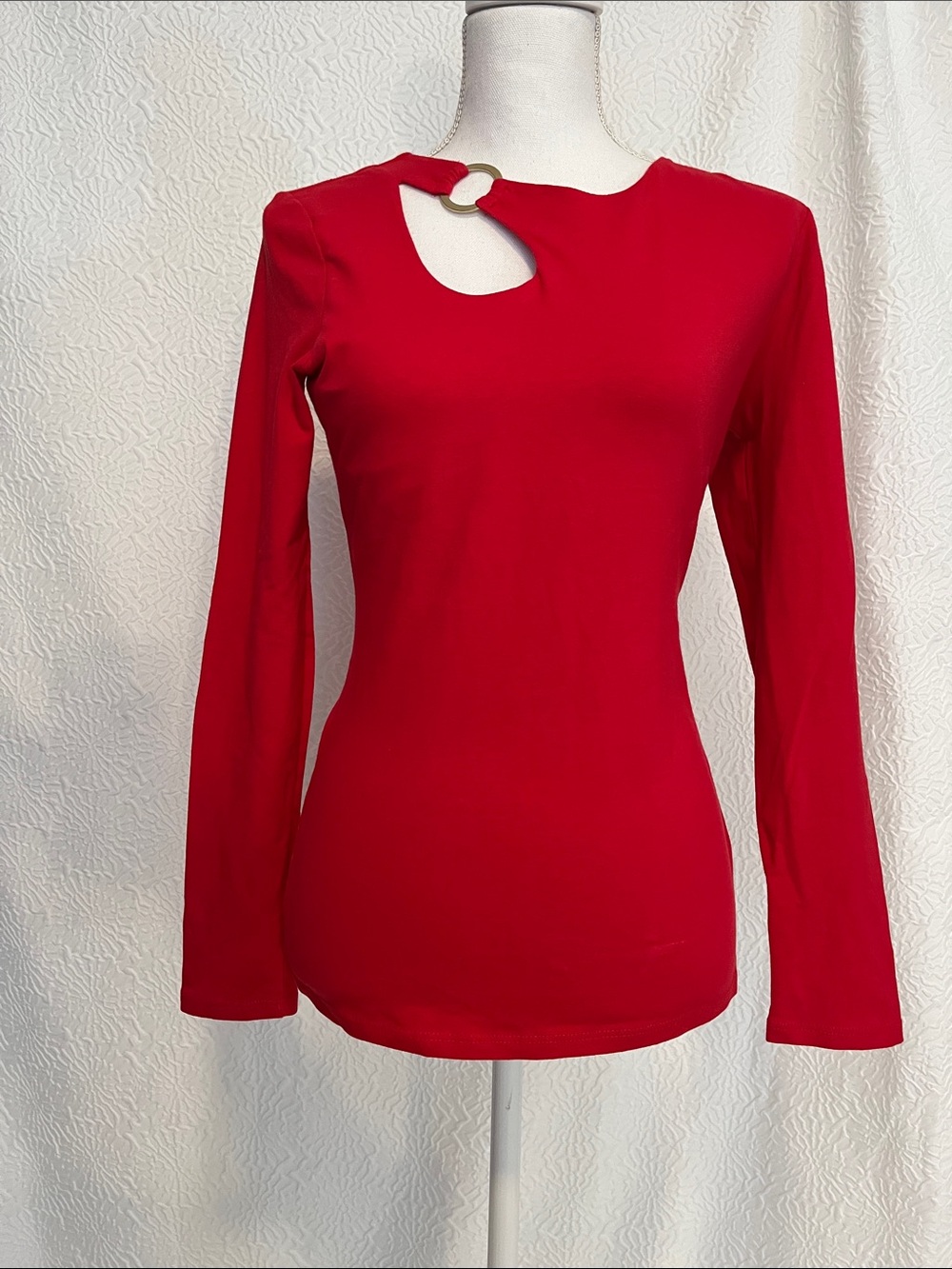 Boston Proper Form Fitting  Red Long Sleeve Top with Ring Cutout